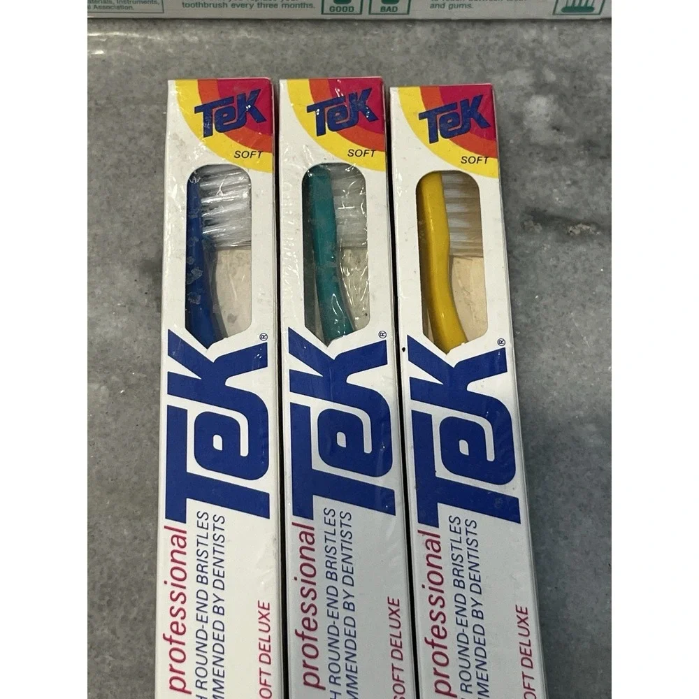Toothbrush Lot GUM Tek Sensodine NOS Dental Hygiene 6 Pc Vintage